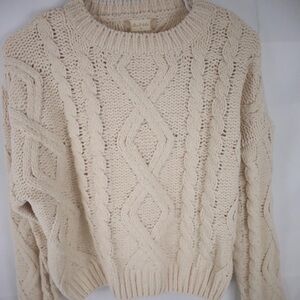 Chunky Cable Knit Sweater - Cream